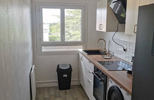 Grand Bourg Apartment | Cozy Apartment Perfect for Family Getaways