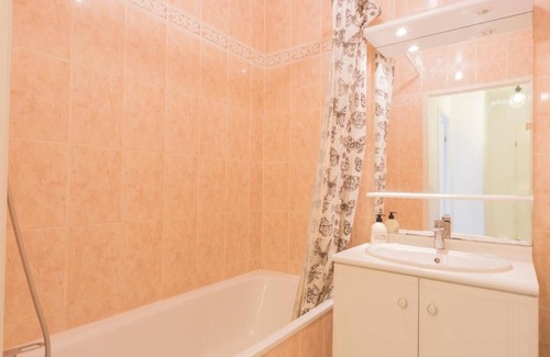 Bussy-Saint-Georges Apartment | Convenient Le Mendes Apartment - 10 Min to Disney