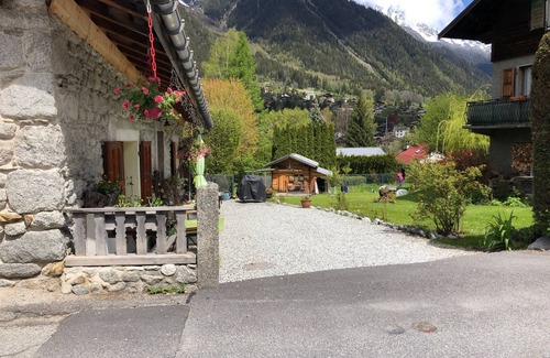 Chamonix-Mont-Blanc Apartment | Garden-Level Apartment with Child-Friendly Amenities