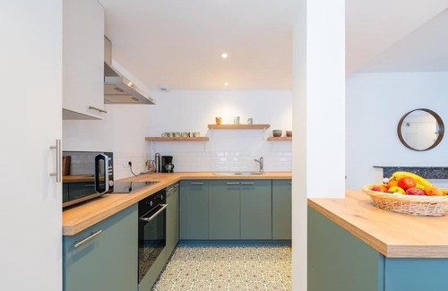 Charleville-Mezieres Apartment | Prime Appartement Meuse & Mono in City Center, Rated 9.3