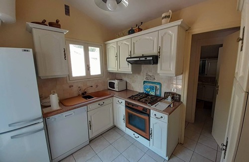 Cognocoli-Monticchi Apartment | Cozy 3-Room Apartment in a Charming Village Home