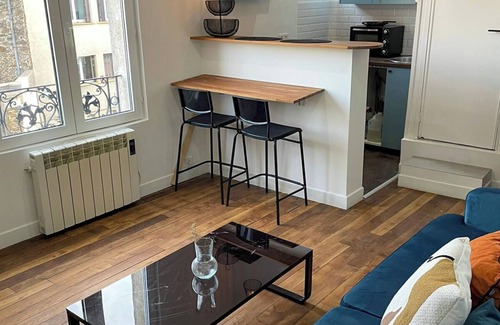 Le Plateau Apartment | Cozy Apartment Near Paris & Disney - Family Friendly Stay