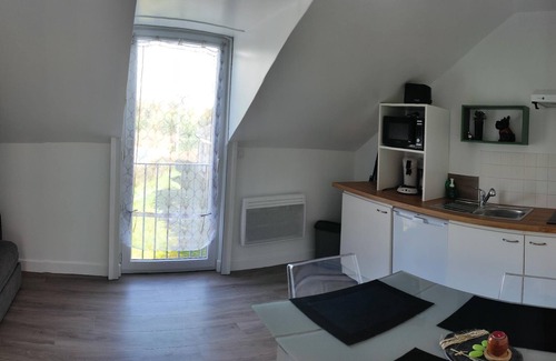 Les Aix-d'Angillon Apartment | Family-Friendly T2 Appartement in Valençay