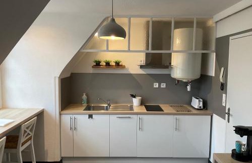 Port-en-Bessin-Huppain Apartment | Cozy Seaside Apartment with Child-Friendly Amenities