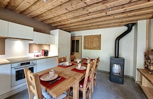 Saint-Jean-dʼAulps Apartment | Top-Rated Appartement Chez Henri with Family-Friendly Amenities