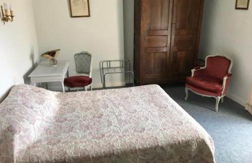 Villemoisan Apartment | Pet & Child Friendly Appartement with a 7.6 Rating