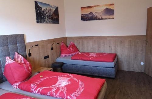 Rohrberg Apartment | Experience Family-Friendly Comfort at Appartement Franz