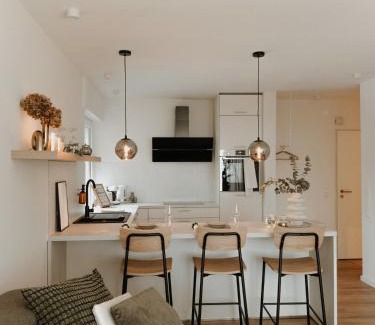 Detmold-Nord Apartment | Central Appartement Grünoase - Family-Friendly Escape