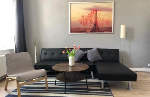 Halle Apartment | Pet-Friendly Appartement "Nina" with Convenient Parking