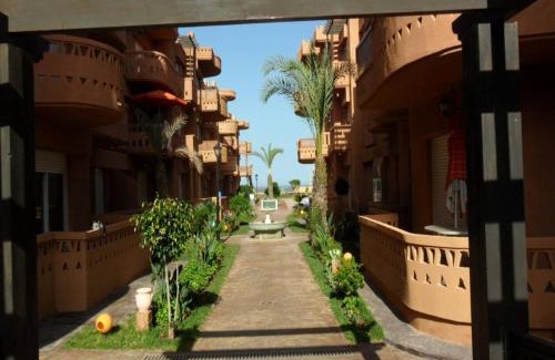 Figuig House | Elegant Apartment with Pool Near Mohammedia Beach