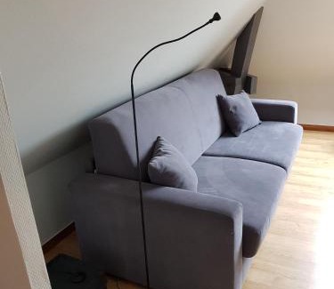 Vire Apartment | Central Vire Apartment Near the Historic Castle District