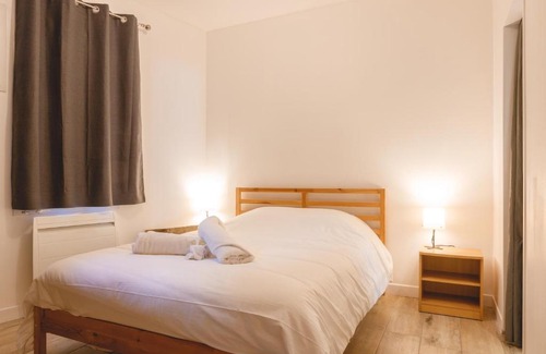 Prefecture Apartment | New Location: Family & Pet-Friendly Appartement in City Center