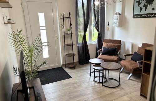 Valliquerville Apartment | Industrial Style Appartement II: Ideal for Families