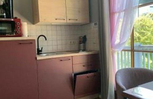 Schofweg Apartment | Cozy Apartment in Langfurth with Balcony for Families