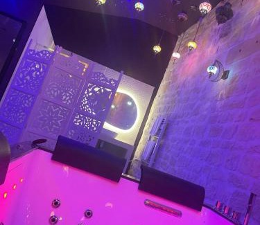 Montataire Apartment | Appartement Jacuzzi Hammam 1001 Nuits Yaospa60