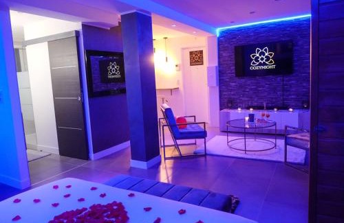 Besancon Apartment | Relaxing Apartment with Hot Tub and Sauna for Two