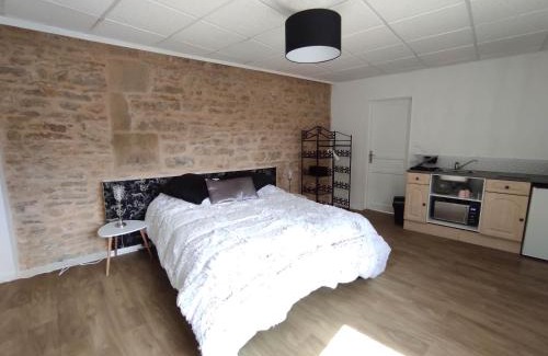 Theize Apartment | Family-Friendly Appartement Jarnioux - Rated 8.7/10