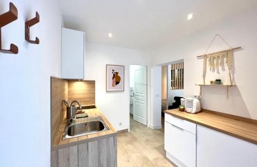 Miribel Apartment | Beachside Retreat: L'Amour à la Plage, 15min from Lyon