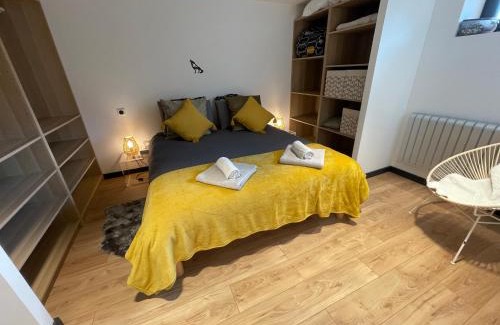 Magland Apartment | Family-Friendly Retreat at Appartement - La Meute, Rated 9.5