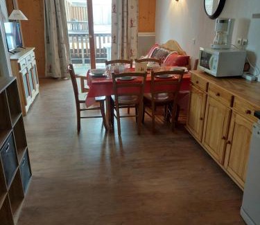 Orcieres-Merlette Apartment | Cozy Apartment Steps from Slopes - Perfect for Families