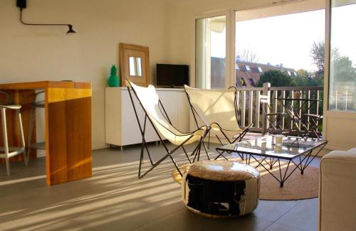 Tourgeville Apartment | Inviting Appartement Le Clos de Sablier with Family Amenities