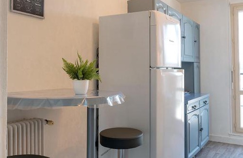 Brive-la-Gaillarde Apartment | Comfortable Appartement le Monédières: Pet-Friendly Stay