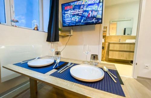 Morteau Apartment | Inviting Appartement Le Majestudio: Family-Friendly Stay