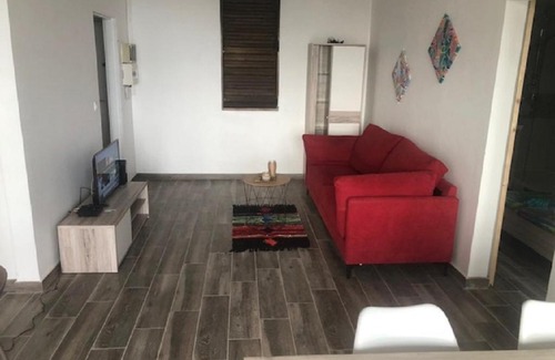 Fort-de-France Apartment | Oceanfront Appartement le PAON - Rated 10/10 by Guests