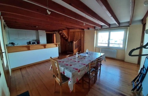 Granville Apartment | Relaxing Oceanfront Stay at Appartement Le Petit Michelet
