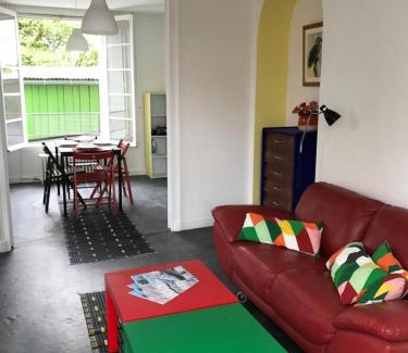 Poitiers Apartment | Discover T3 Poitiers Sud: Family-Friendly & Highly Rated