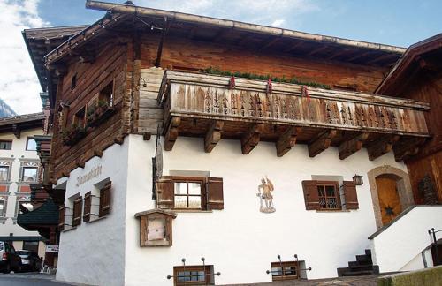 Ischgl Apartment | Discover Appartement Loba: Relax with Hot Tub & Breakfast
