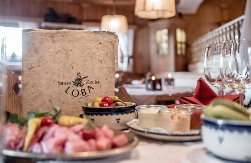 Ischgl Apartment | Discover Appartement Loba: Relax with Hot Tub & Breakfast