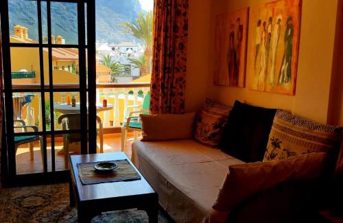 Playa de la Calera Apartment | Oceanfront Appartement Lona with Pool by El Cieno