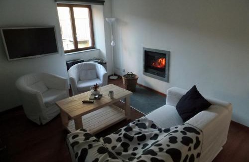 Intragna Apartment | Pet-Friendly Luigi Loft: Guest Rated 9.5 for Families