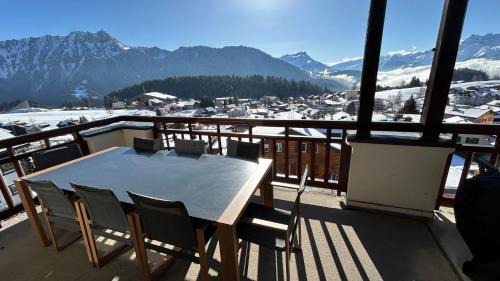 Leysin Apartment | Bright Apartment in the Heart of the Village - Rated 9.2/10
