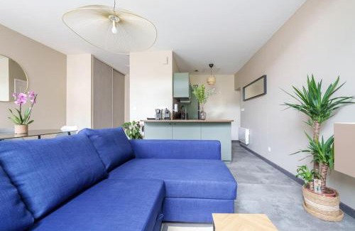 Chaumont Apartment | Bright Apartment with Courtyard - Guest Rated 9.6/10!
