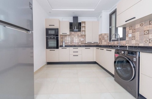 Kouba Apartment | Elegant Appartement in Kouba with Spa and Breakfast Options