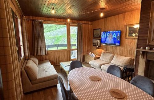 Meribel-Mottaret Apartment | Cozy Appartement Méribel for Families - Ideal Accommodations