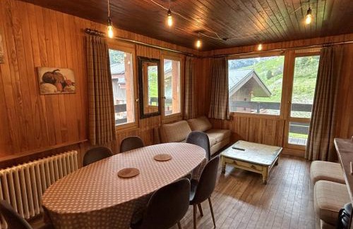 Meribel-Mottaret Apartment | Cozy Appartement Méribel for Families - Ideal Accommodations