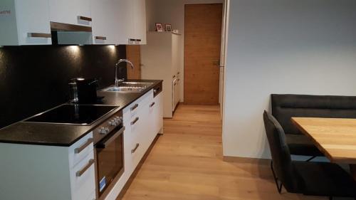 Hinterglemm Apartment | Inviting Appartement Mountainview: Child-Friendly Retreat