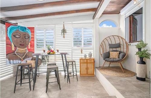 Riviere-Pilote House | Romantic Appartement Maëva with Jacuzzi and Spa Amenities