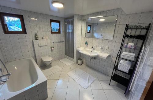 Vorderlanersbach Apartment | Guest Rated 10/10 at Appartement Maximilian - Family Friendly