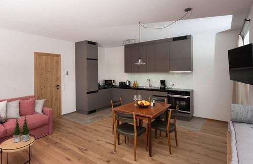 Thumersbach Apartment | Beautiful Appartement Meise - Your Family-Friendly Retreat