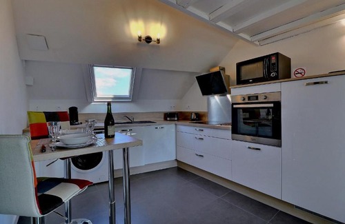 Vitre Apartment | Family-Friendly Appartement "MEZZA" in Vitré's Heart
