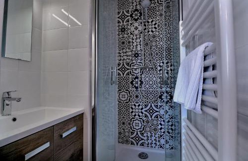 Vitre Apartment | Family-Friendly Appartement "MEZZA" in Vitré's Heart