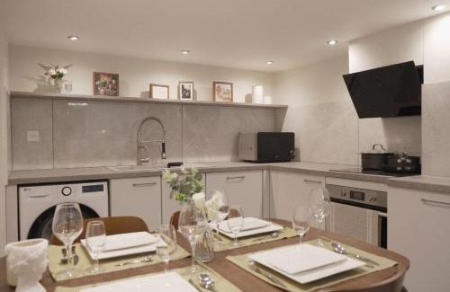Saint-Jean Apartment | Contemporary Mezzanine Apartment in Central Caen - chez Jannie