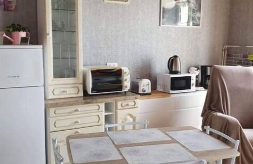 Tonnay-Charente Apartment | Prime Location Appartement with Pool & Ocean Views - Rated 9.8