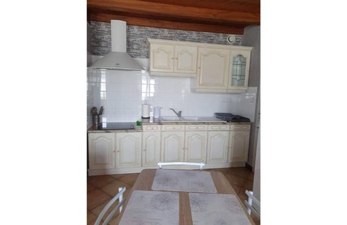 Tonnay-Charente Apartment | Prime Location Appartement with Pool & Ocean Views - Rated 9.8