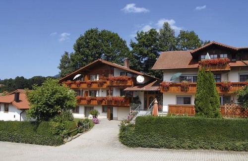 Thening Apartment | Appartement mit Südbalkon & Zugang zu Sauna und Solarium