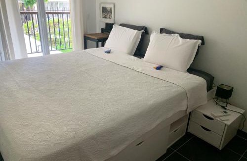 Saint-Victor Apartment | One-Bedroom Apartment in Marseille Near the Beach with Wi-Fi
